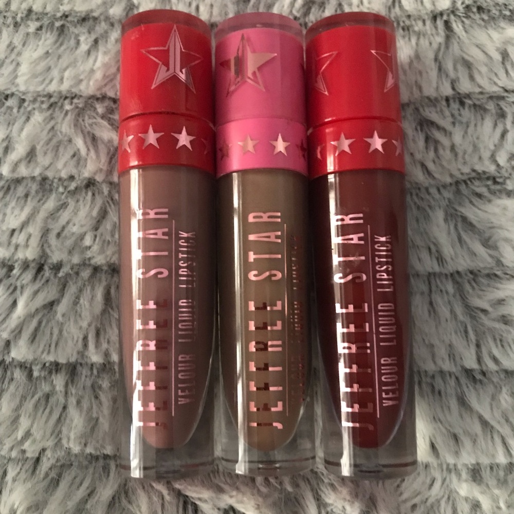 Velour liquid lipsticks